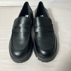 Steve‎ Madden Heeled Penny Loafers Black Women's Size 9M Y2K Preppy Goth Punk